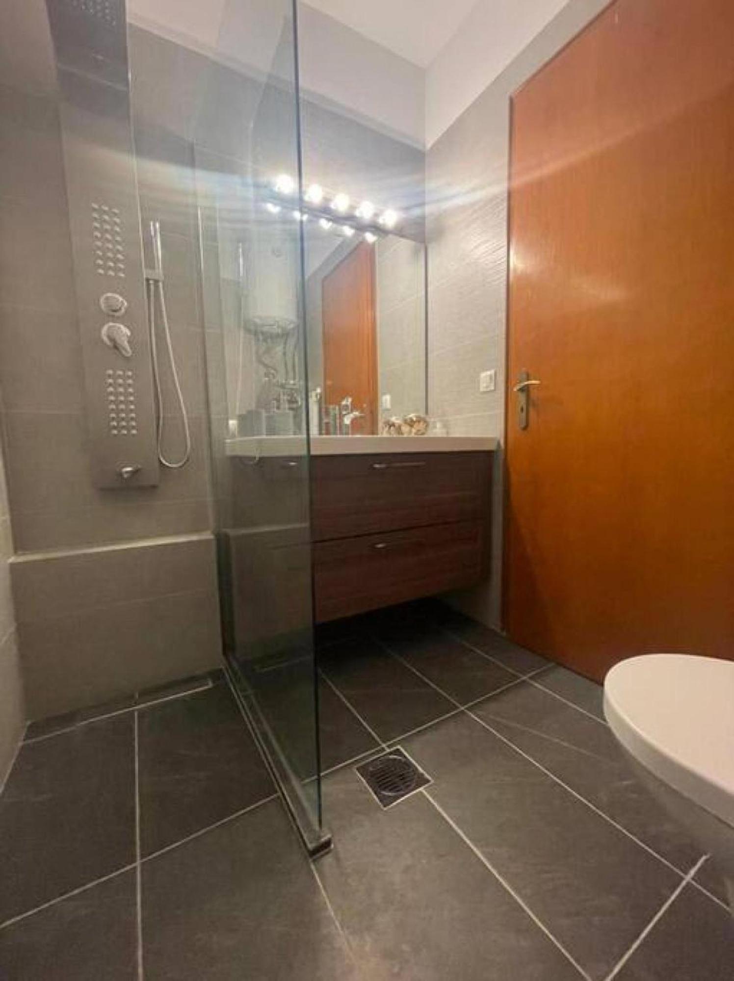 Relaxing 2 Bdr Apartment Янина Экстерьер фото